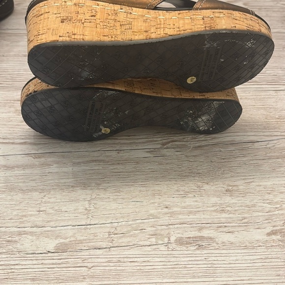 Donald J. Pliner Salina Metallic Open Toe Leather Cork Wedge Sandals 8.5 - Picture 8 of 9